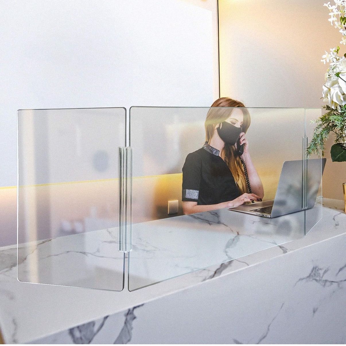 Portable Plexiglass Sneeze Guard