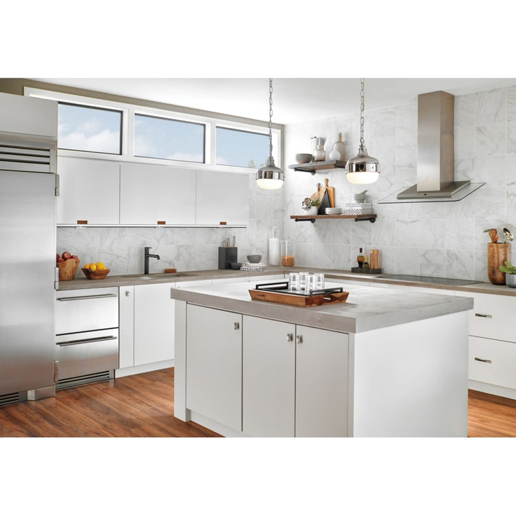 Delta Trinsic Pull-Out Kitchen Faucet with Lifetime Warranty, Modern Design