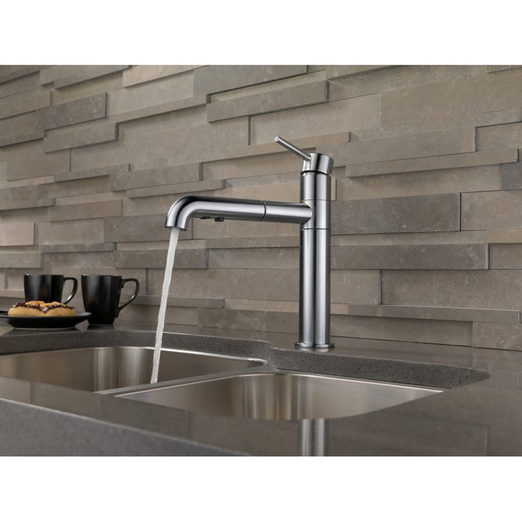 Delta Trinsic Pull-Out Kitchen Faucet with Lifetime Warranty, Modern Design