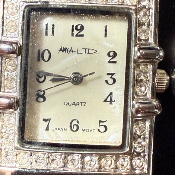 Set of 4 Classic Vintage Ladies Watches