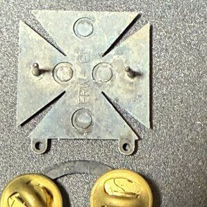 WWII US Army Marksman Badge Pin